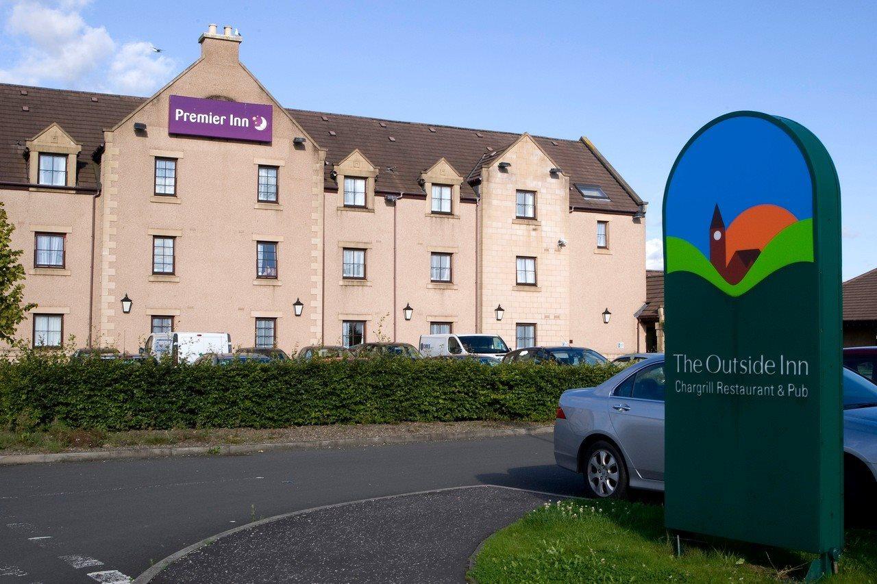 Premier Inn Falkirk - Larbert ภายนอก รูปภาพ