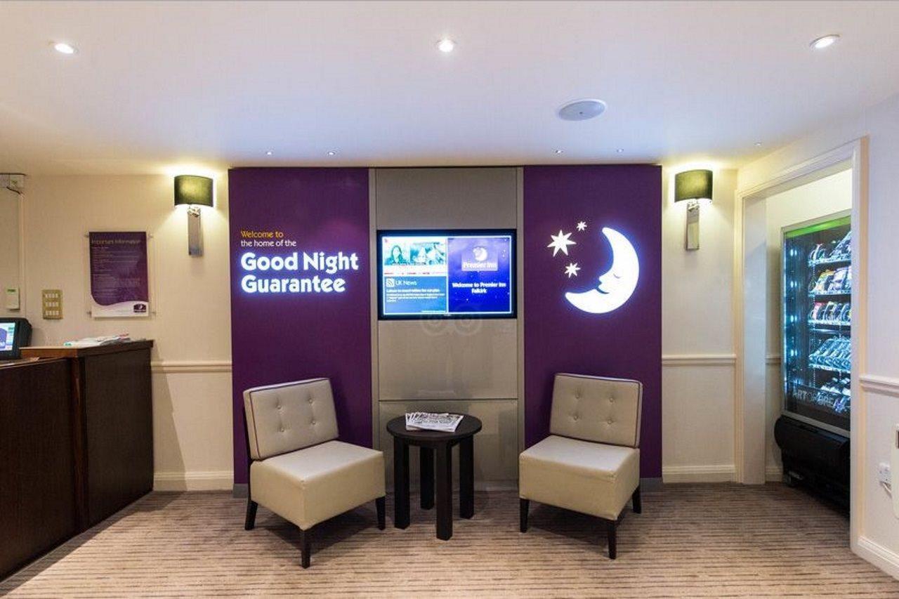 Premier Inn Falkirk - Larbert ภายนอก รูปภาพ